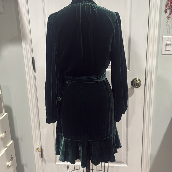 NWT Banana Republic Emerald wrap dress perfect for any celebration. - Picture 5 of 7